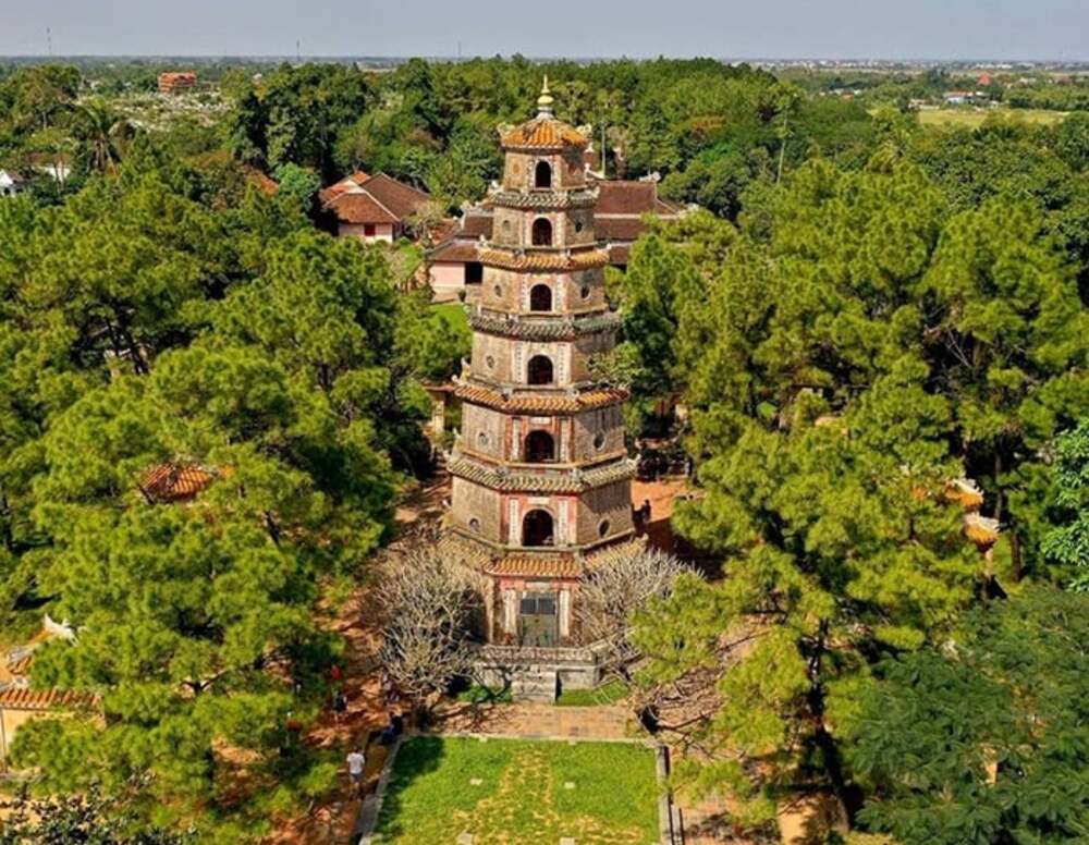 Khám phá chùa Thiên Mụ Huế: Ngôi cổ tự hơn 400 năm tuổi 19