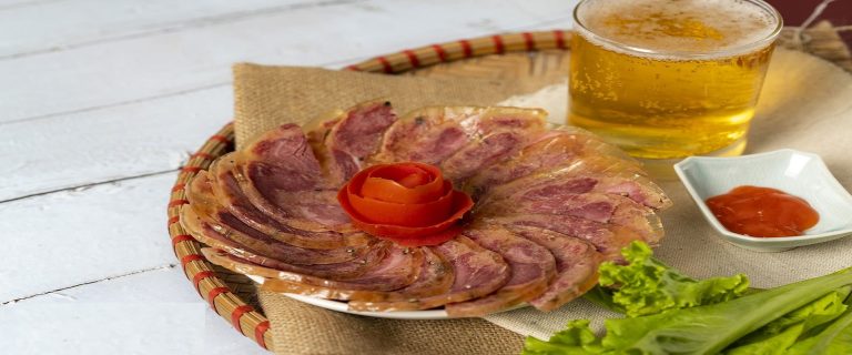 Giò bê Nghệ An – Đặc sản nức tiếng mỗi mùa Tết