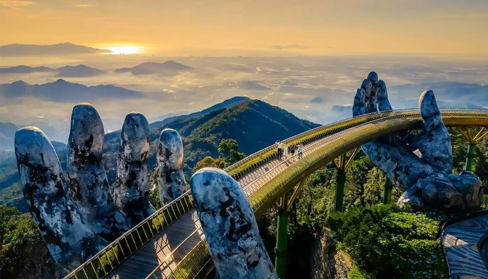 Với những lợi thế vượt trội, du lịch Việt Nam đang có những bước phát triển ấn tượng