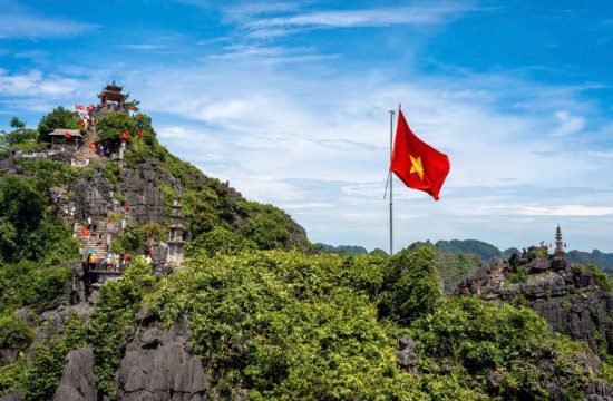 Hang Múa – “Nóc nhà Tam Cốc” chinh phục mọi ánh nhìn 15