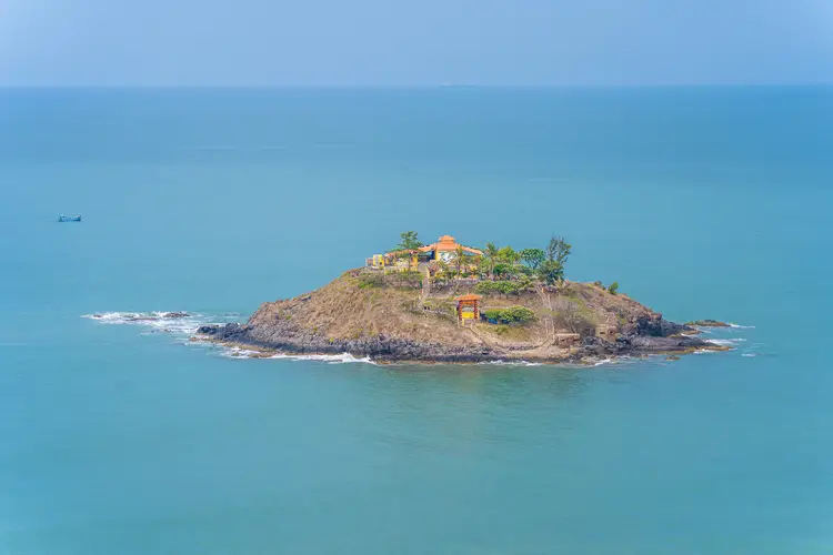 Tour Tự Lái Khánh Hòa 4 ngày 3 đêm: Biển xanh & Đồi cát