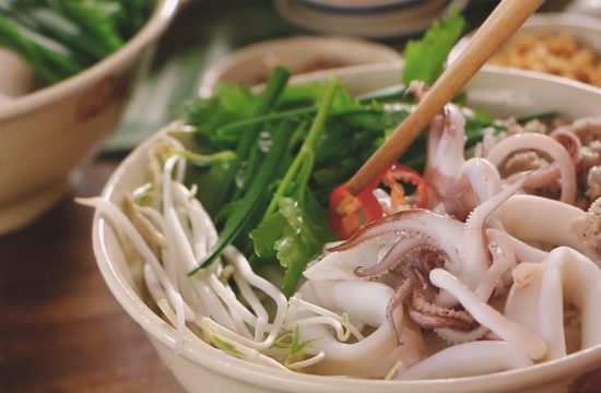 Hủ tiếu mực – hương vị biển cả giữa lòng đô thị 28