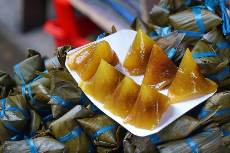 Khám phá đặc sản bánh tro Đình Tổ – Tinh hoa ẩm thực làng quê