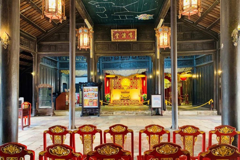 Lăng Tự Đức - Nơi an giấc đầy nhã nhặn của vị vua uyên bác với tâm hồn thi sĩ 15