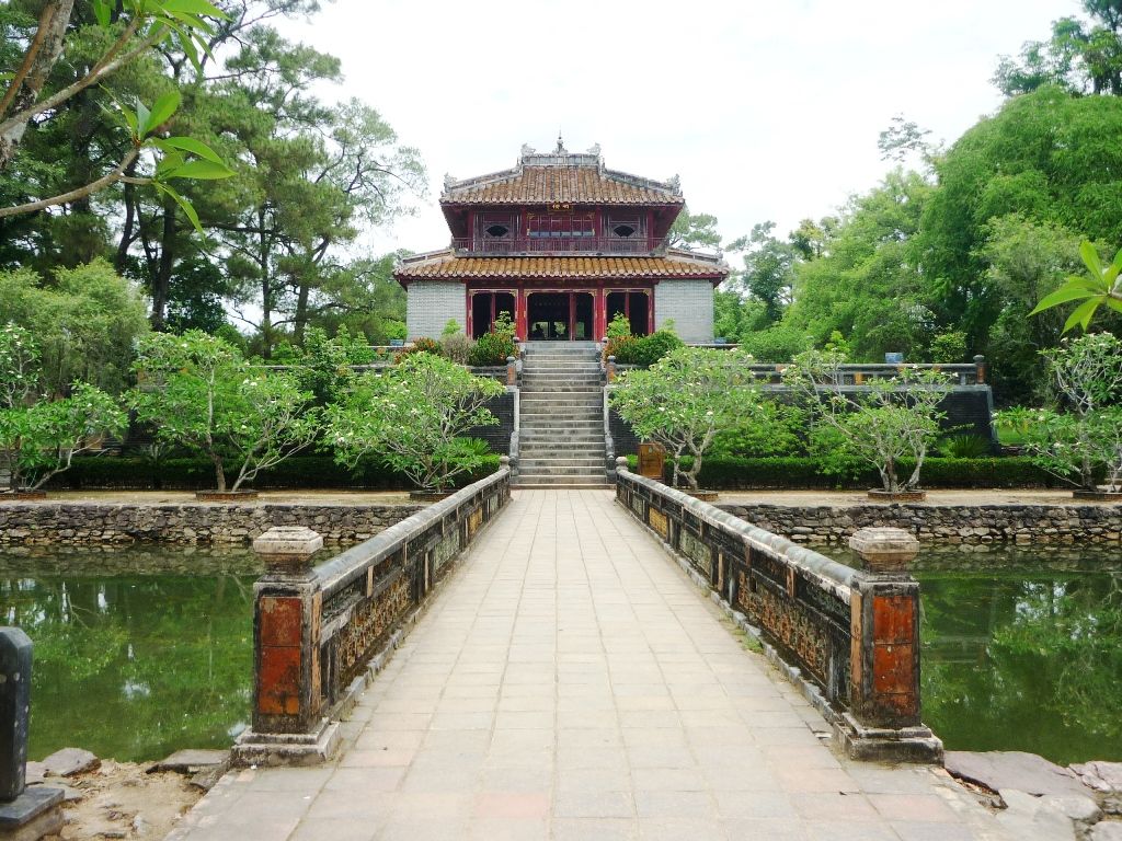 Lăng Tự Đức - Nơi an giấc đầy nhã nhặn của vị vua uyên bác với tâm hồn thi sĩ 9