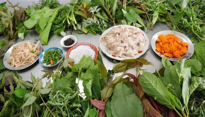 Lẩu Rau rừng – Tinh hoa ẩm thực đại ngàn Tây Nguyên 1