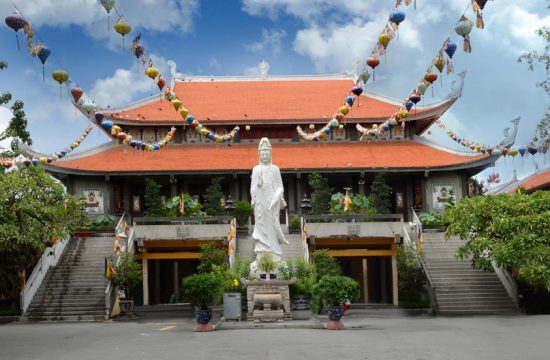 Lịch trình du lịch Bắc Ninh trong ngày: "Tâm linh cổ tự – Di sản Phật giáo" 26