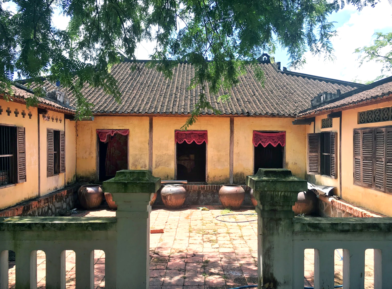 Nhà cổ trăm cột - Ngôi nhà rường độc đáo kiểu Huế ở miền Tây 5
