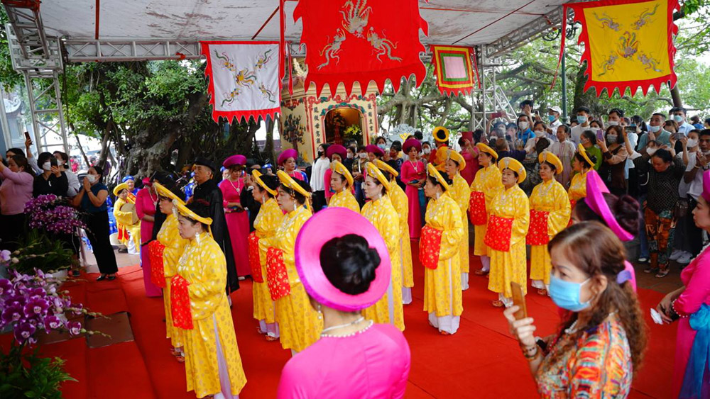 Phủ Tây Hồ Hà Nội - Điểm đến tâm linh nổi tiếng của Thủ đô 9