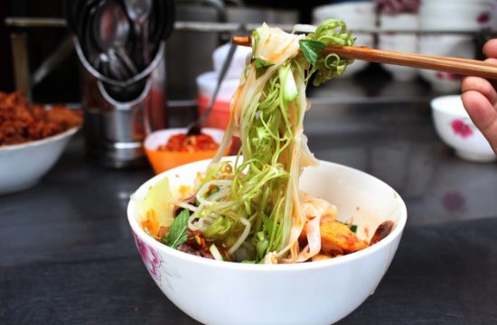 Một ngày khám phá thác Bản Ba và Hồng Thái 11