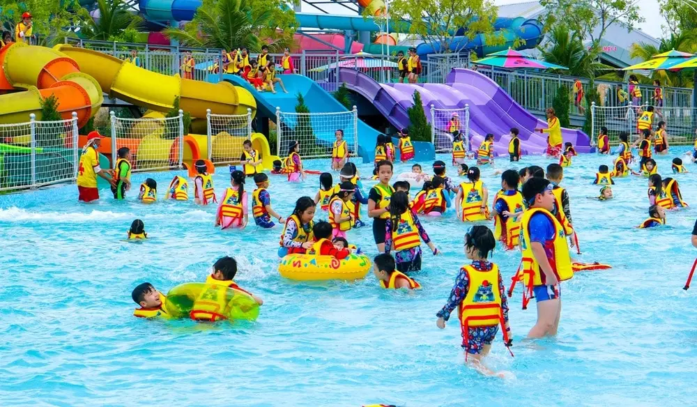 Khám phá khu du lịch Sơn Tiên: Điểm đến “vui chơi thả ga, xả stress cực đã” 9