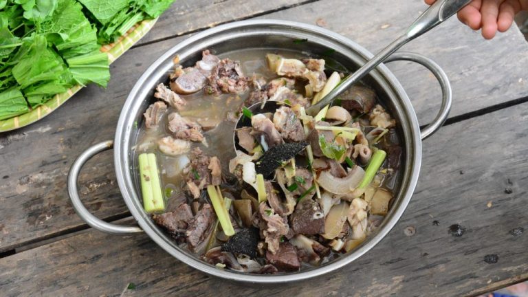 Thắng cố Bắc Hà – Món ăn lạ miệng có một không hai của vùng Tây Bắc