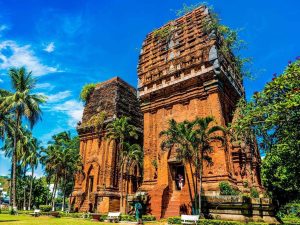 Tháp Đôi: Dấu ấn Chăm Pa cổ kính của Gia Lai  5