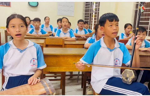 Ca Huế - Nghệ thuật dân gian xứ Huế 11