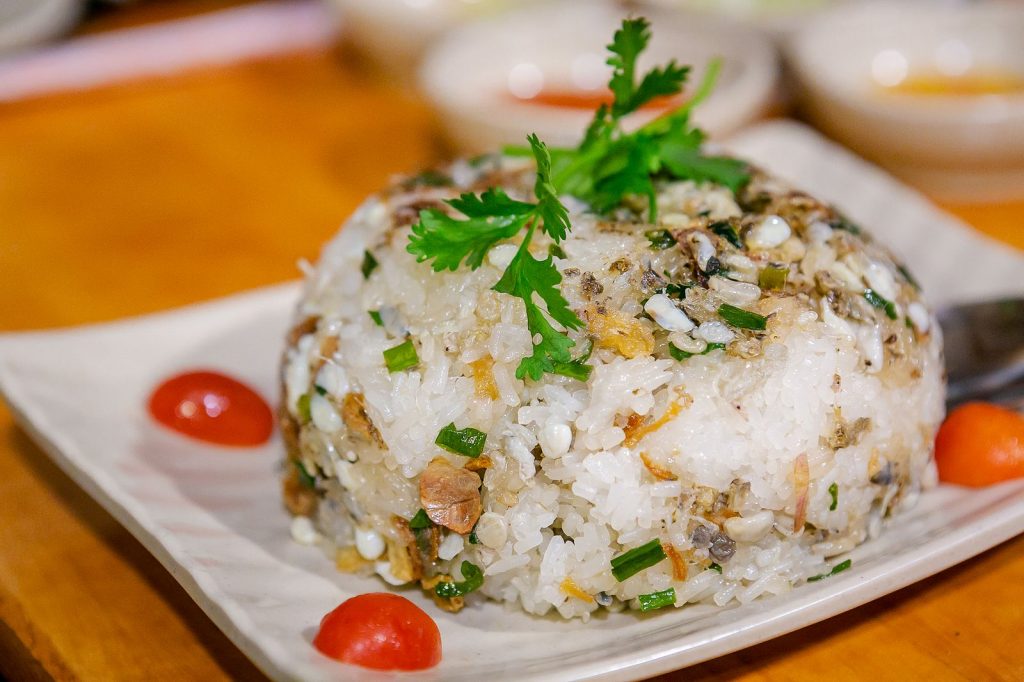 Xôi trứng kiến – Món ngon lạ miệng làm nên hồn ẩm thực Ninh Bình 9