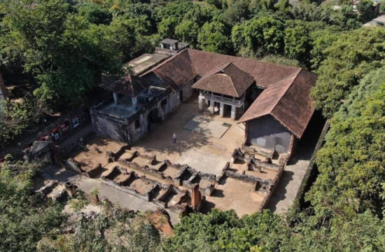 Nhà tù Sơn La 11
