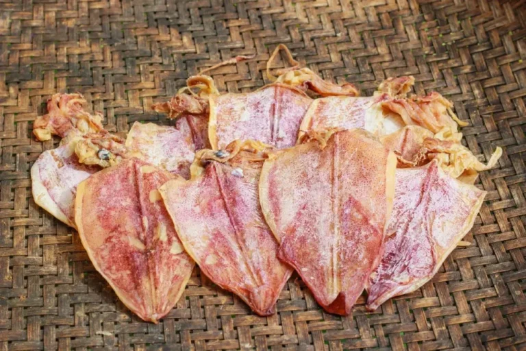 Mực khô – Tinh túy biển cả từ Bãi Cháy, Hạ Long