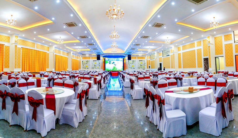 Nhà hàng Hồng Long Hạ Long – Không gian sang trọng, ẩm thực chuẩn vị 3