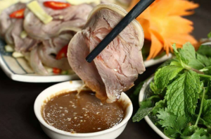 Dê Chóp Chài – Hương vị đậm đà từ núi rừng Tuy Hòa 1