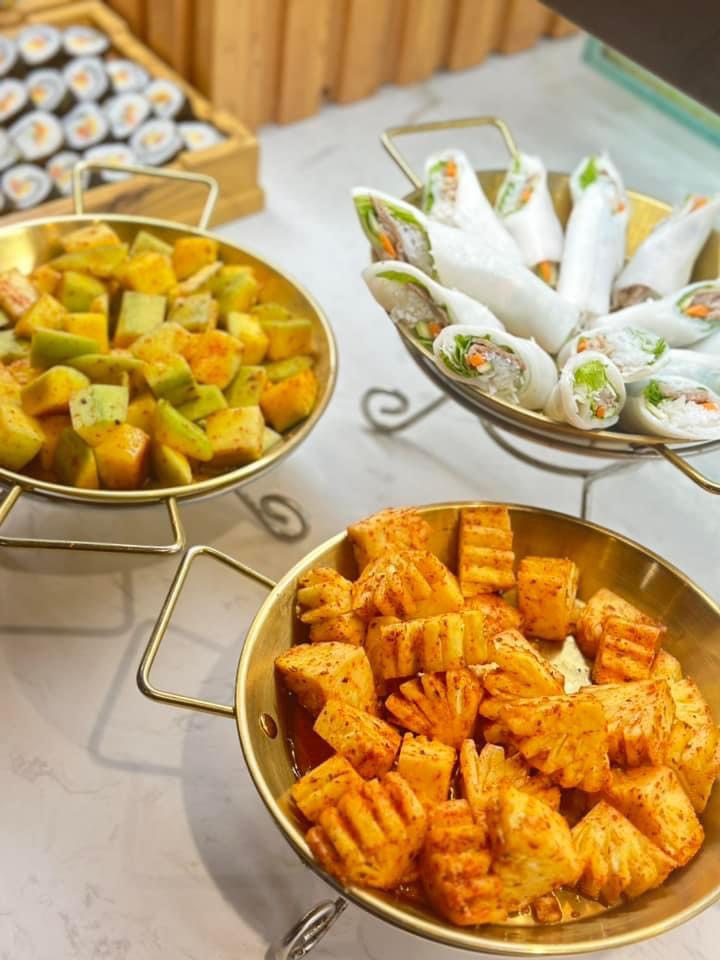 Nhà hàng hải sản Lasvegas Hạ Long – Buffet hải sản phong phú, view ngắm pháo hoa 9