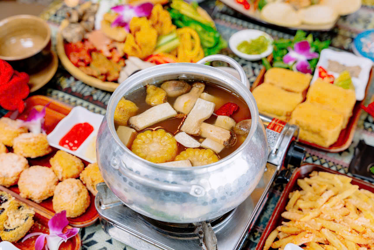 Nhà hàng Chay Hạnh Phúc – Ako Dhong: Hương vị thuần chay giữa lòng phố núi Buôn Ma Thuột 3