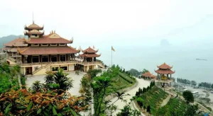 Chùa Long Tiên Hạ Long – Ngôi chùa lớn nhất thành phố biển 13