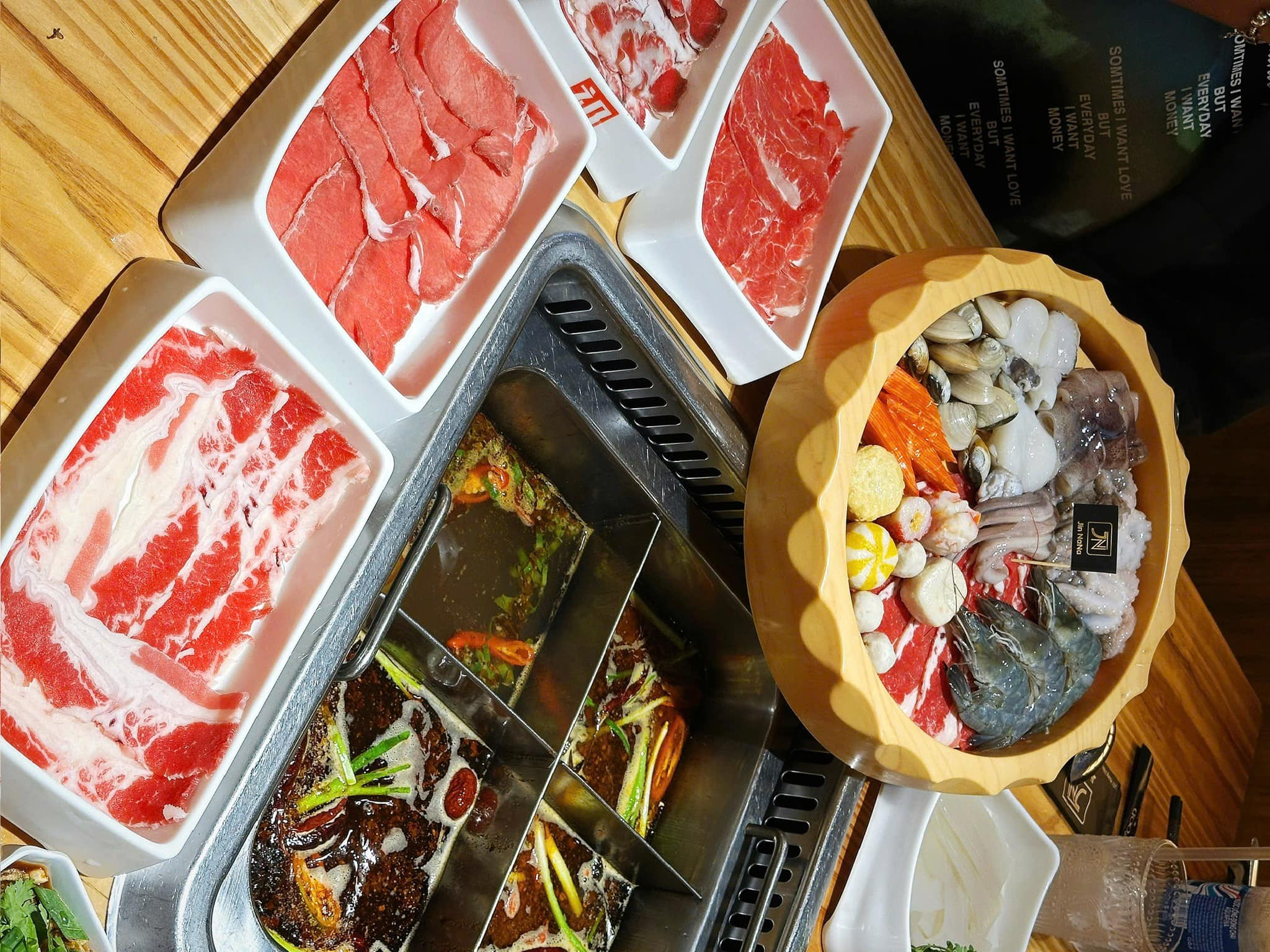Jin Na Na – Dimsum & Hotpot Buffet – Nơi Ăn Thả Ga, Chill Cực Đã Giữa Buôn Ma Thuột 3