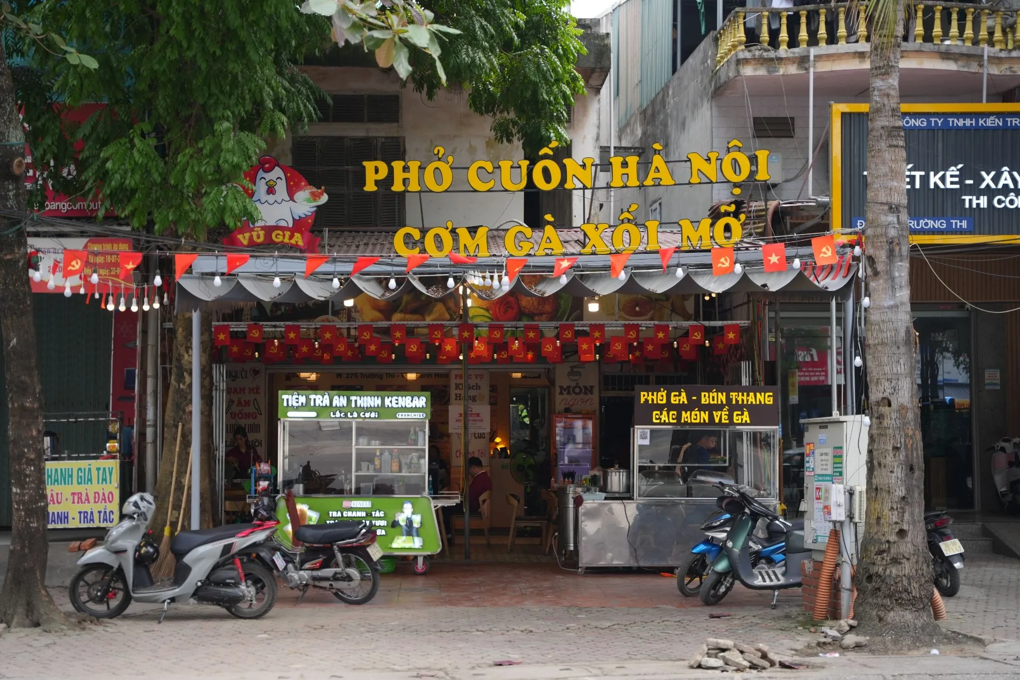 Cơm gà Thanh Hóa: "Làn gió mới” trong bản đồ ẩm thực xứ Thanh 2 com-ga-thanh-hoa-1