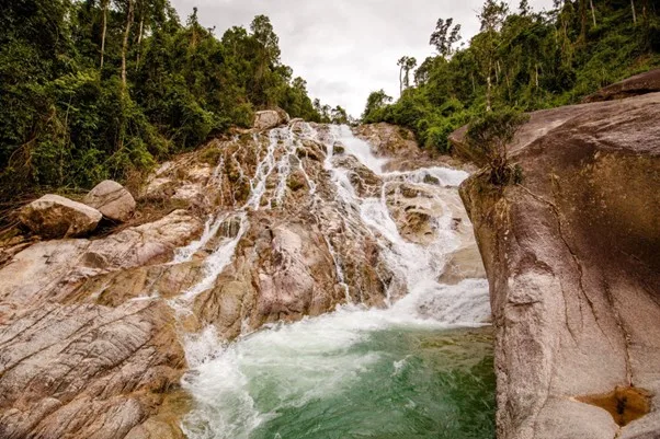Thác Ma Hao: Vẻ Đẹp Nguyên Sơ Giữa Núi Rừng Thanh Hóa 4 Thác Ma Hao: Vẻ Đẹp Nguyên Sơ Giữa Núi Rừng Thanh Hóa 3