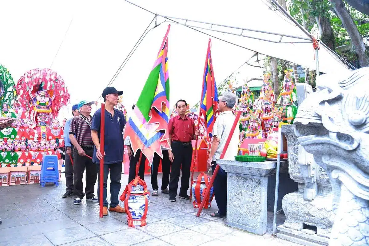 Lễ hội Đền Đức Ông 2026: Đánh thức ký ức miền di sản 6 Lễ hội Đền Đức Ông 2026: Đánh thức ký ức miền di sản 5