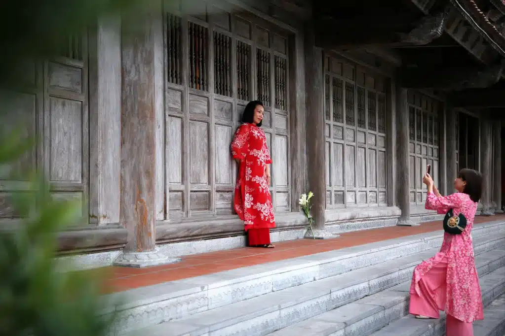 Lễ hội Đền Đức Ông 2026: Đánh thức ký ức miền di sản 8 Lễ hội Đền Đức Ông 2026: Đánh thức ký ức miền di sản 7