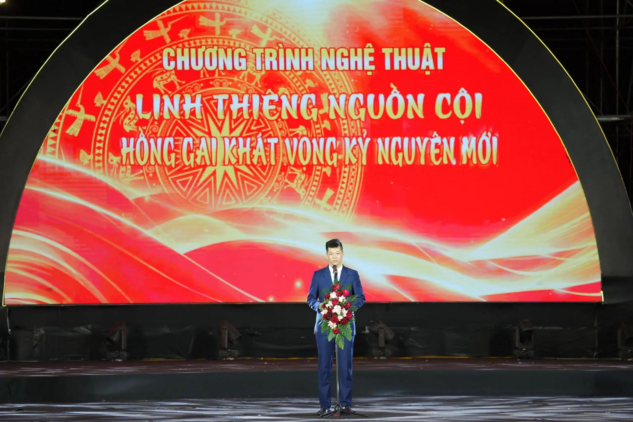 LỄ HỘI ĐỀN ĐỨC ÔNG TRẦN QUỐC NGHIỄN 2026: DẤU ẤN DI SẢN GIỮA LÒNG HỒNG GAI HIỆN ĐẠI 4 LỄ HỘI ĐỀN ĐỨC ÔNG TRẦN QUỐC NGHIỄN 2026: DẤU ẤN DI SẢN GIỮA LÒNG HỒNG GAI HIỆN ĐẠI 3